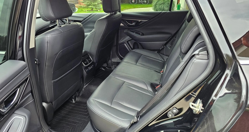 Subaru Outback cena 175000 przebieg: 120000, rok produkcji 2021 z Nowe Miasto Lubawskie małe 352